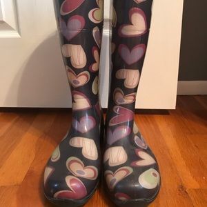 Women’s rain boots